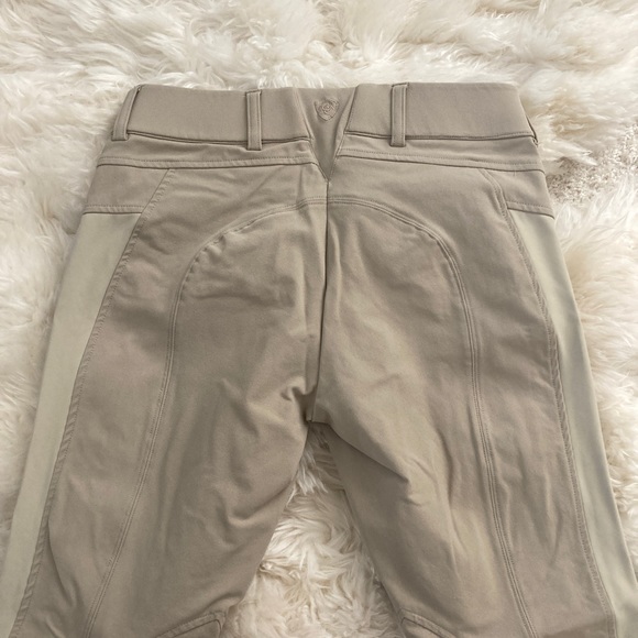 EUC ariat triumph knee patch breeches 26R tan - Picture 14 of 17